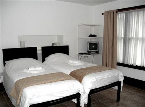 Breeze Guest House Bootle  Dış mekan fotoğraf