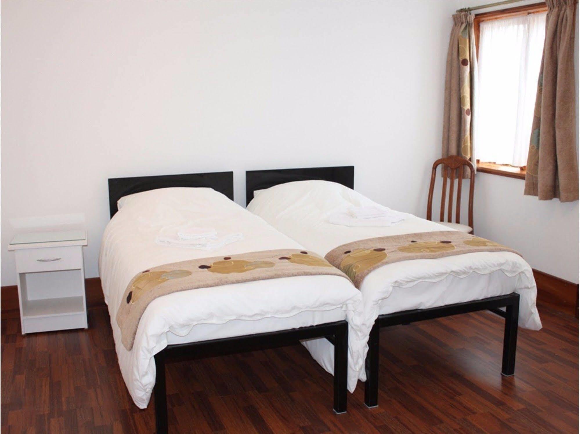 Breeze Guest House Bootle  Dış mekan fotoğraf